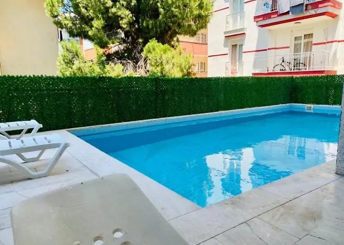 Отель Nesclass Otell *